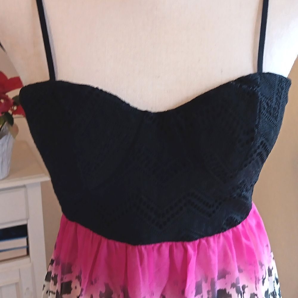 Three Pink Hearts Maxi Dress - Picture 5 of 13